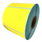 Αδιάβροχο χρώμα ρόλων εγγράφου ετικετών γύρω από την κίτρινη απόδειξη για το θερμικό εκτυπωτή